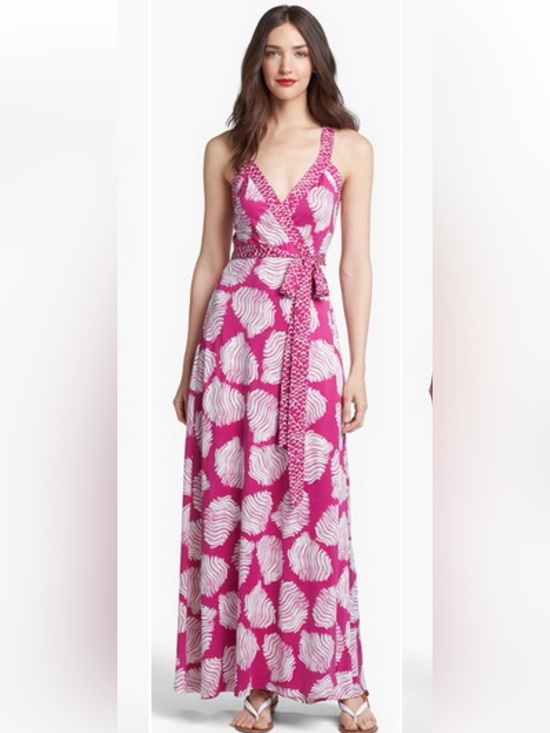 Diane Von Furstenberg Dresses & Skirts - Diane Von Furstenberg Pink and White Sleeveless Wrap Maxi Dress